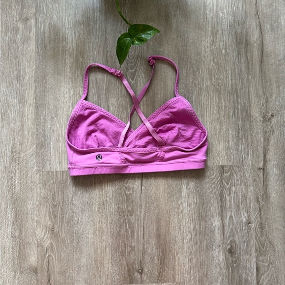 Lululemon Rehearsal Bra Pink Size 2 Rare - Picture 3 of 5